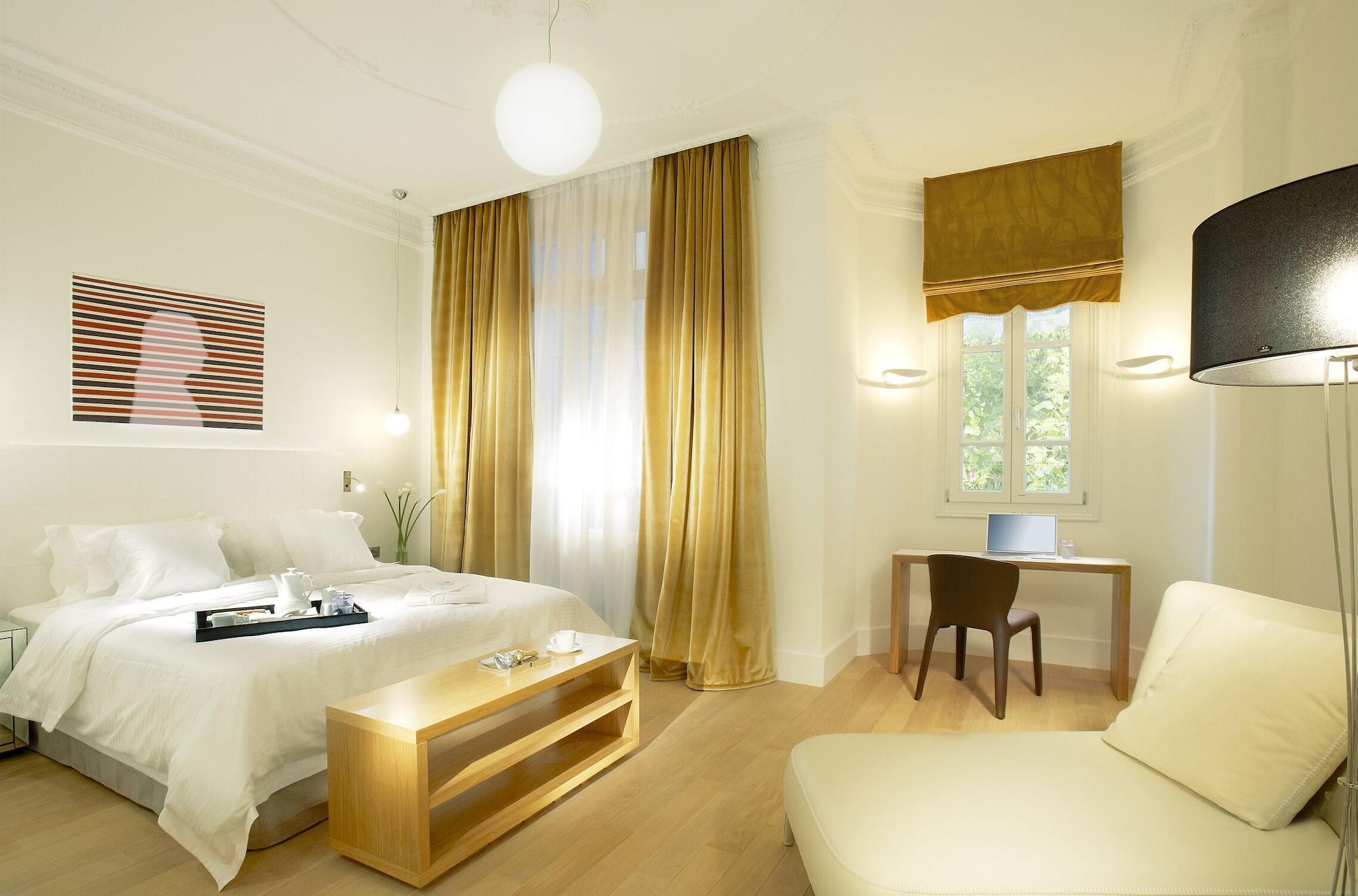 The Excelsior - Small Luxury Hotels Of The World Tesalonika Bagian luar foto A room at the hotel